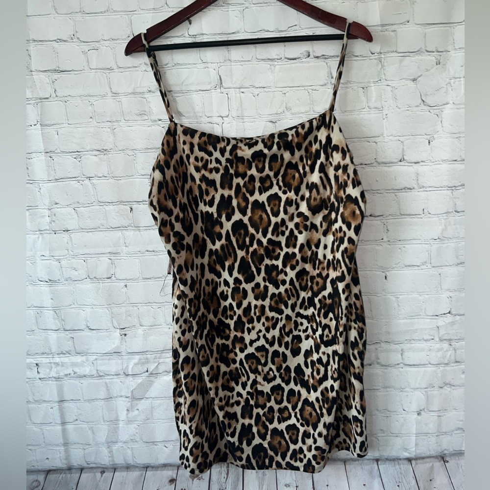 Iris Brown, Cream & Black Cheetah print sleeveless dress size 3X - Picture 2 of 6